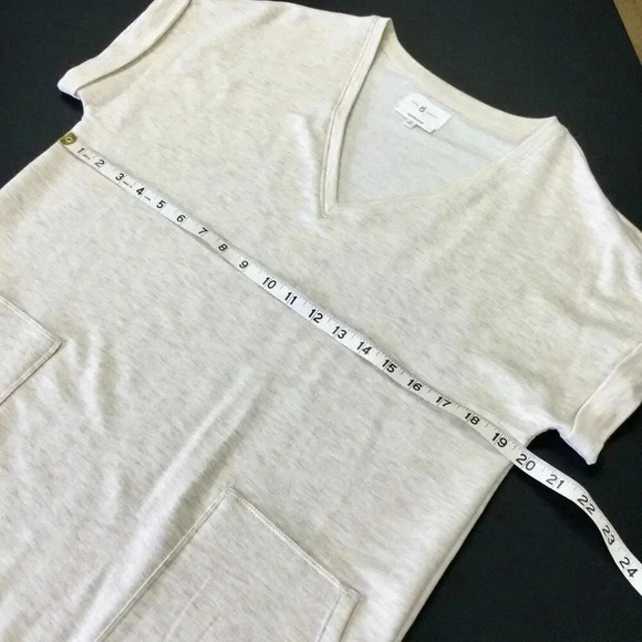 Lou & Grey Signature Soft Womens Cream V-Neckline Pullover Dress Small - Picture 6 of 8